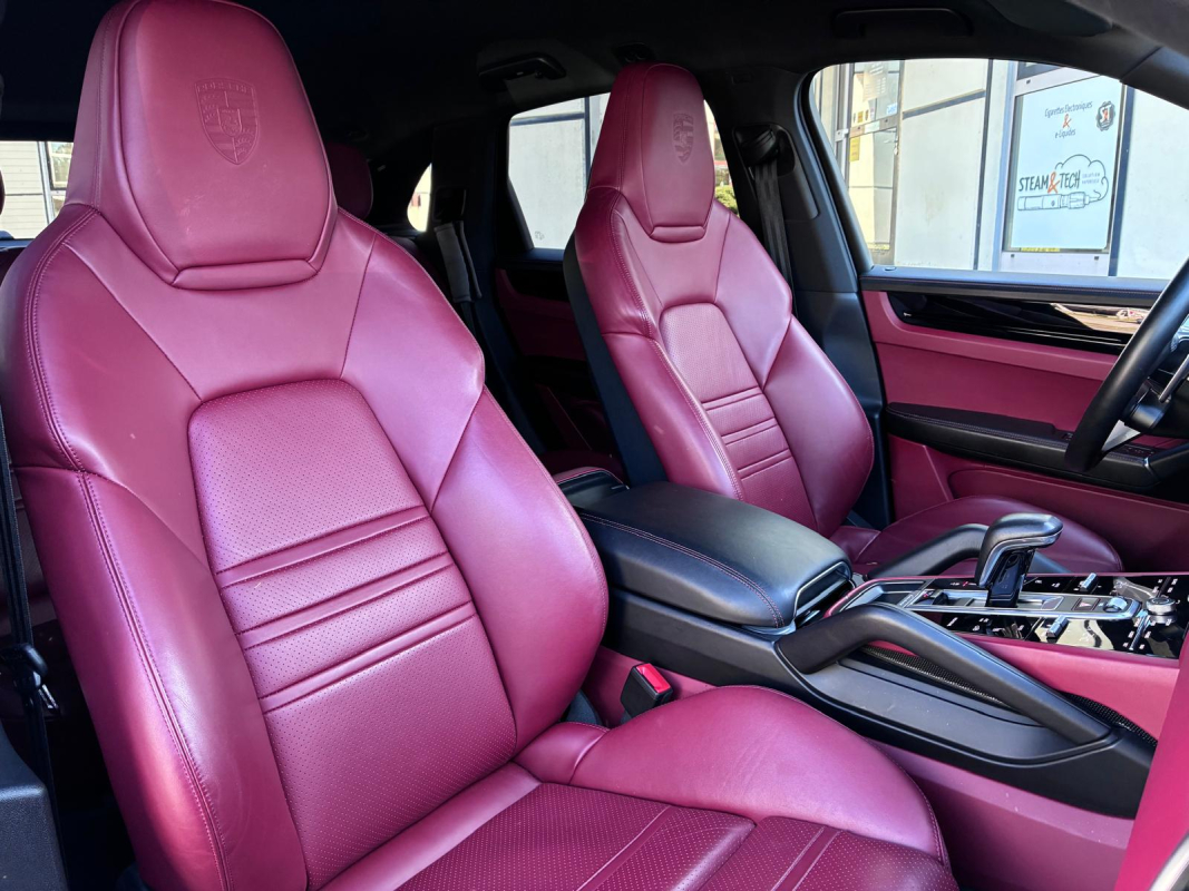 Porsche Cayenne — 18