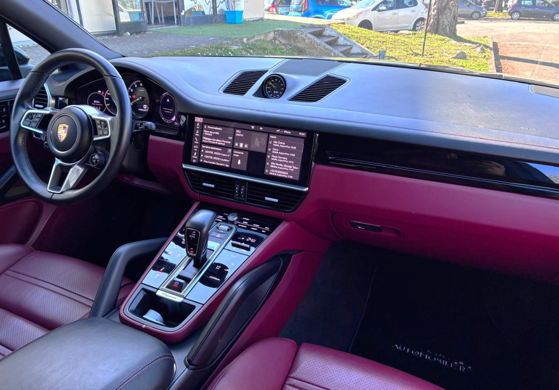 Porsche Cayenne — 20
