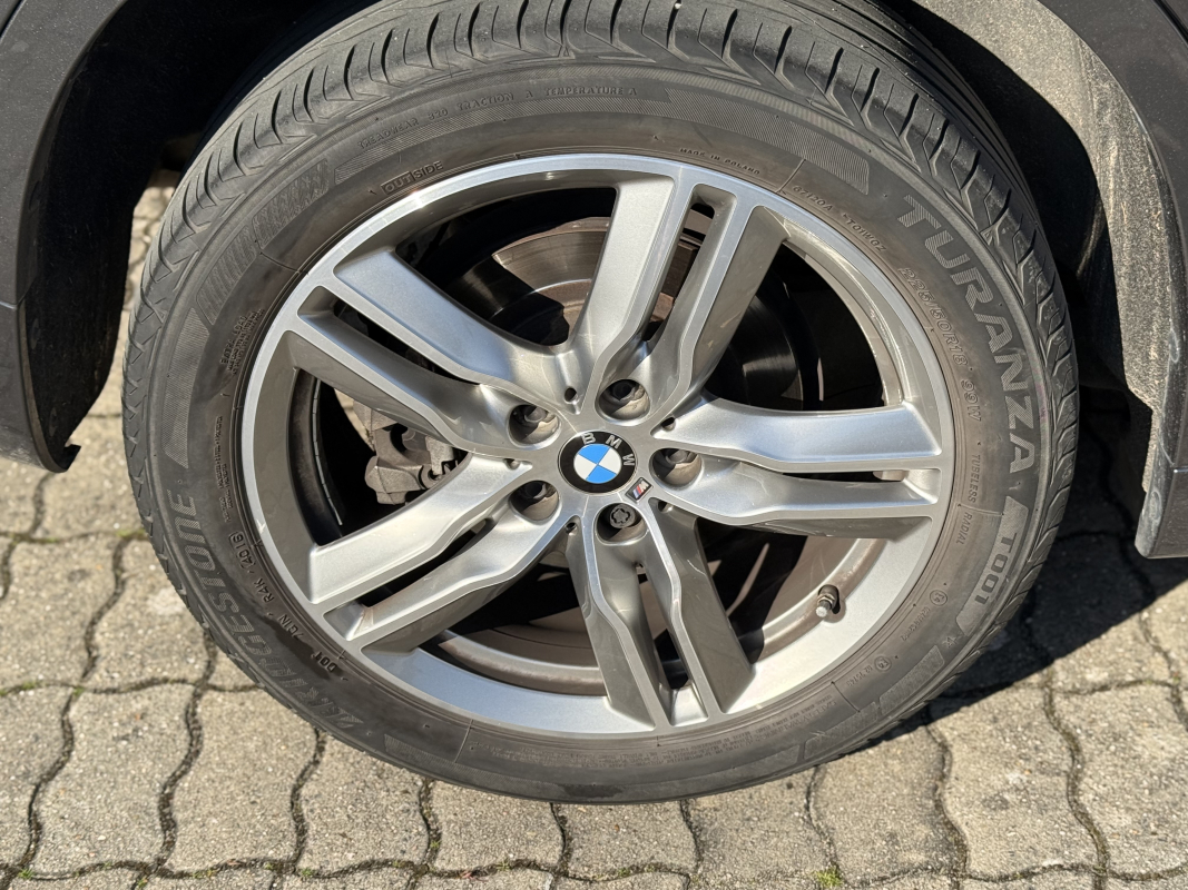 Bmw X1 — 23