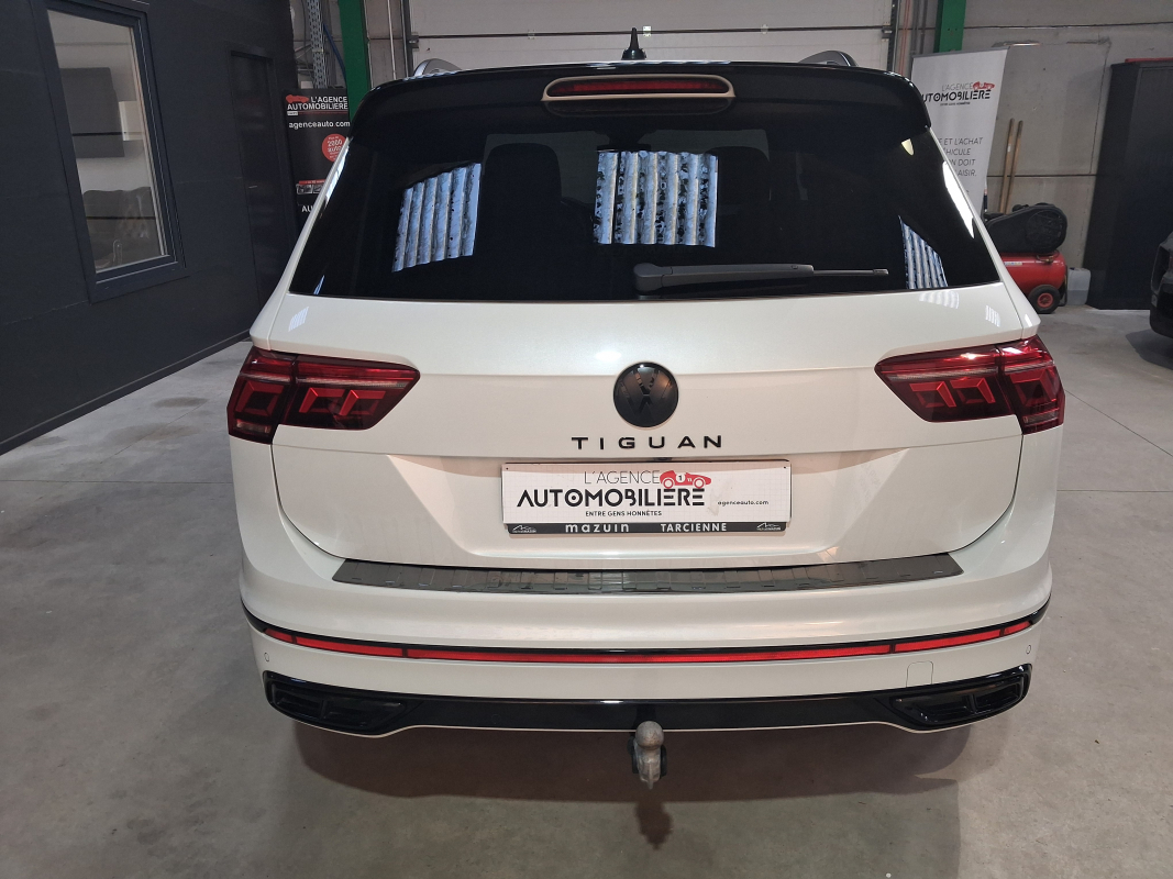 Volkswagen Tiguan — 14