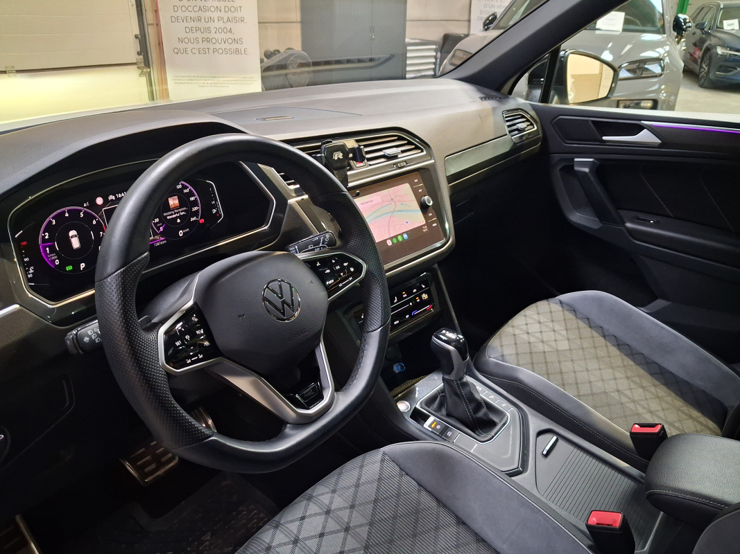 Volkswagen Tiguan — 15