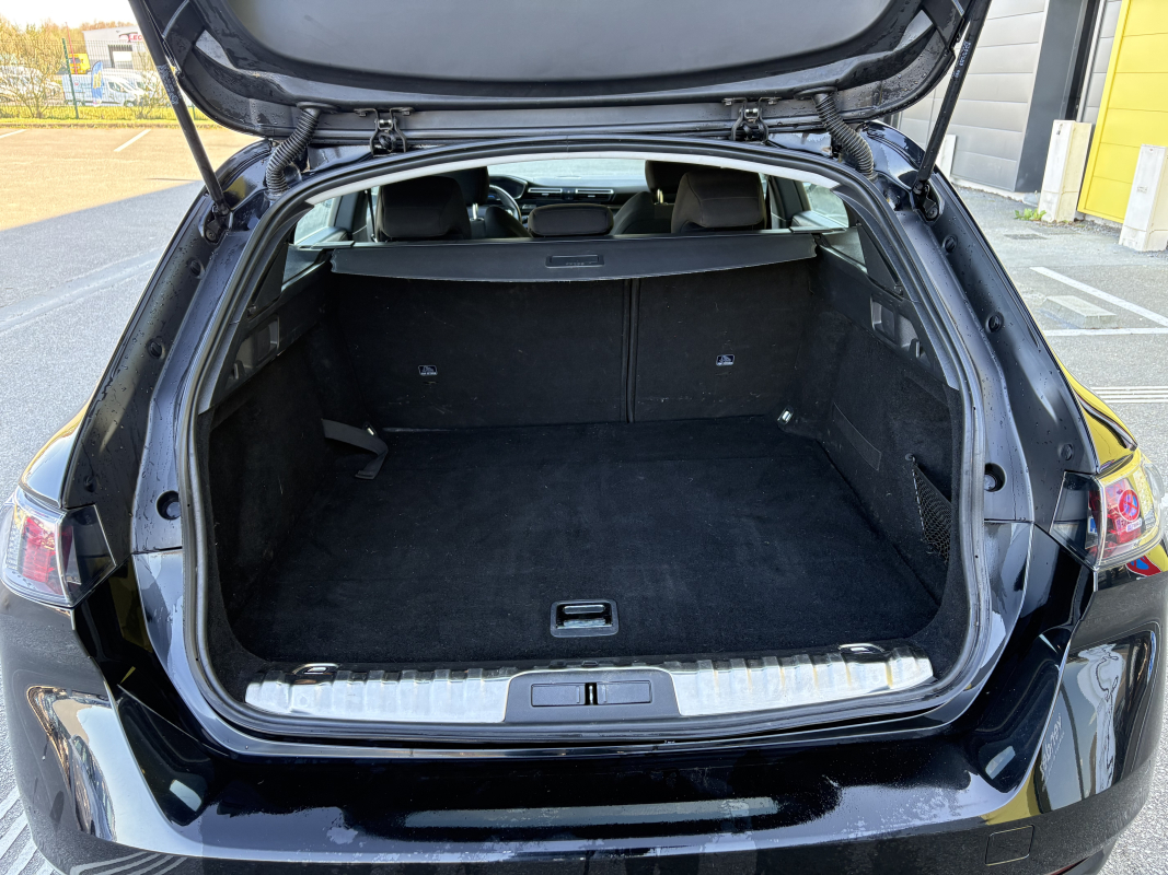 Peugeot 508 SW — 12