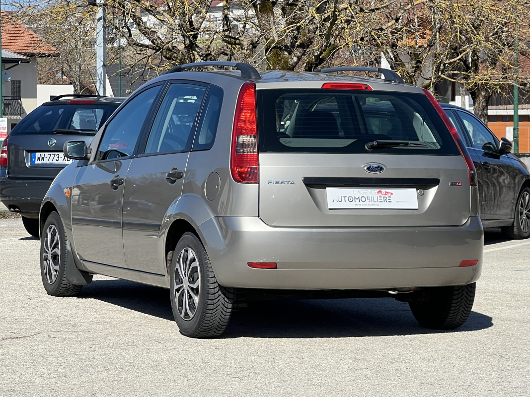 Ford Fiesta — 3