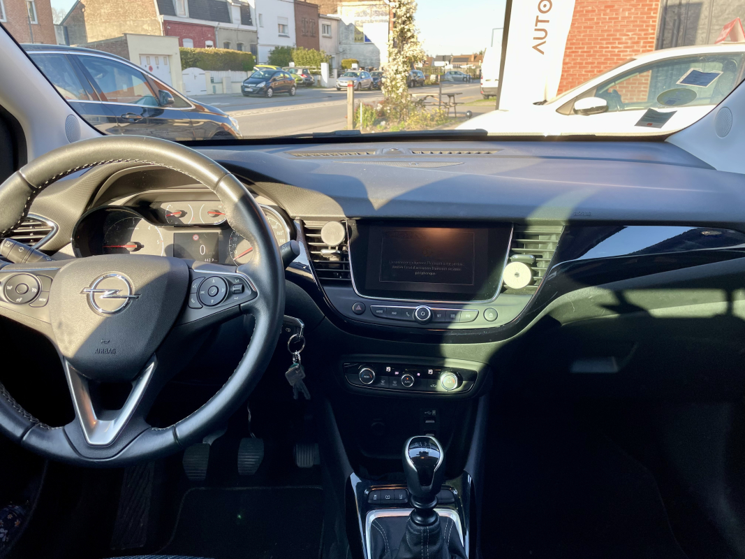 Opel Crossland x — 2