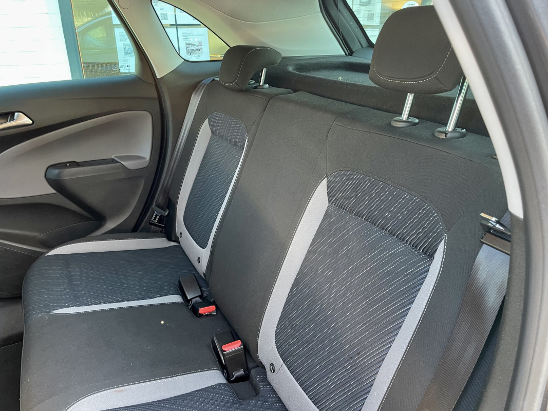 Opel Crossland x — 13