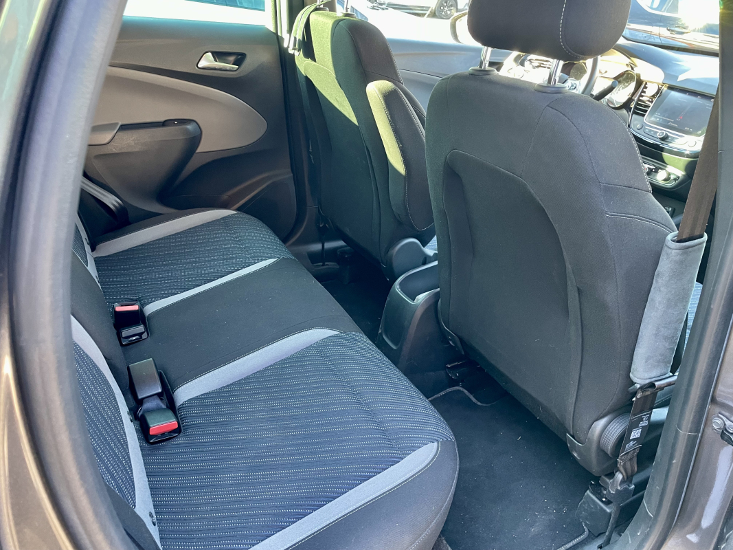 Opel Crossland x — 14