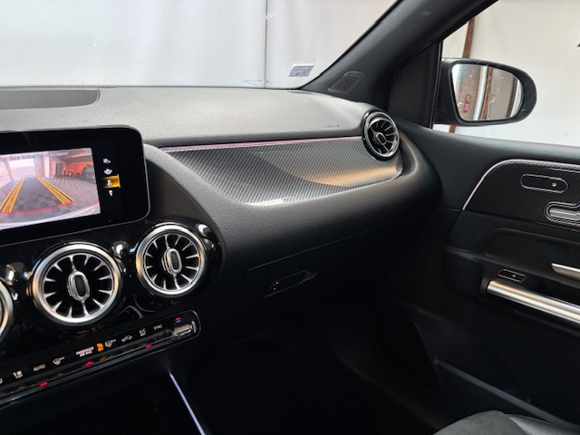 Mercedes Classe B — 24