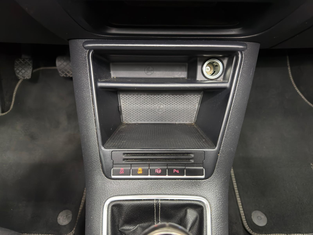 Volkswagen Tiguan — 16