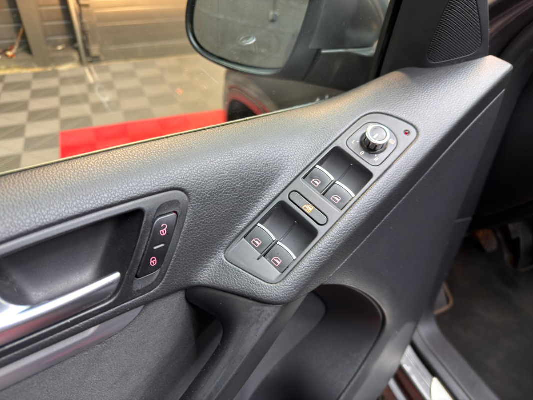 Volkswagen Tiguan — 27