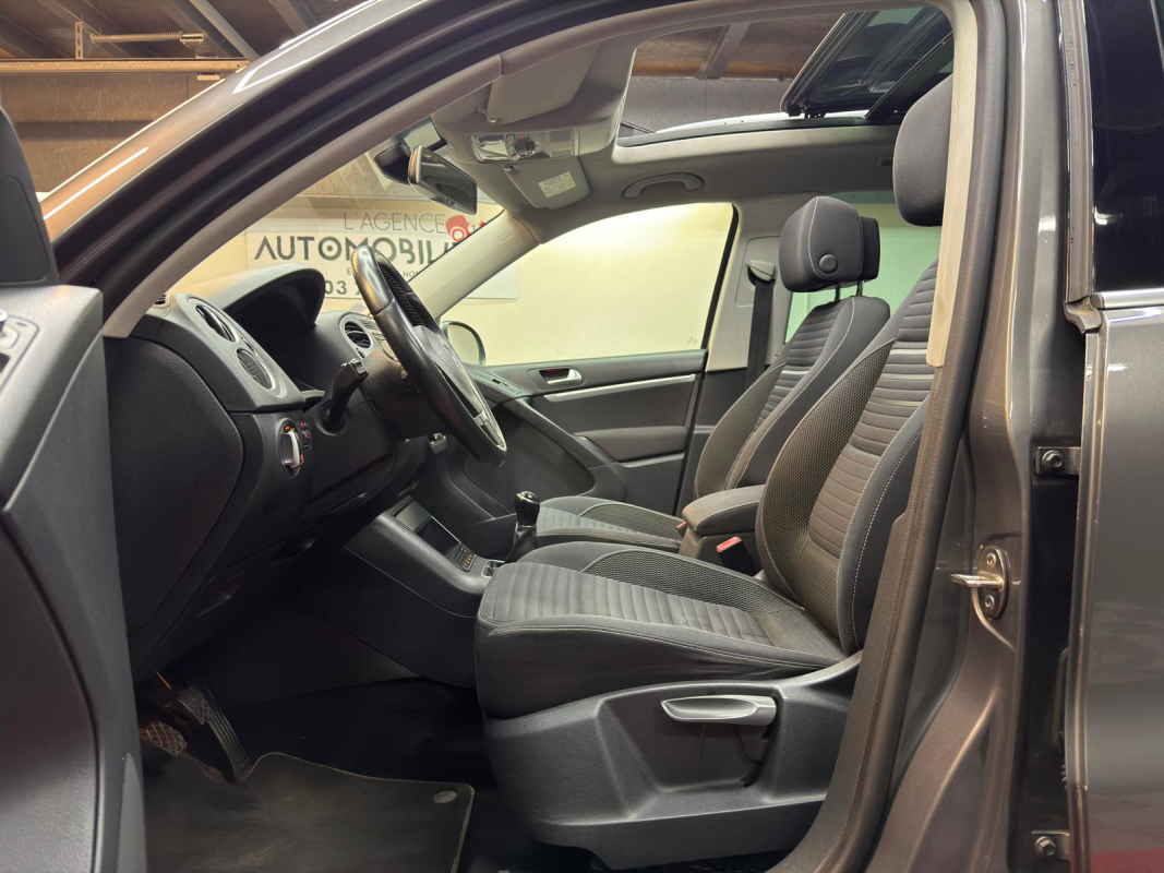 Volkswagen Tiguan — 10