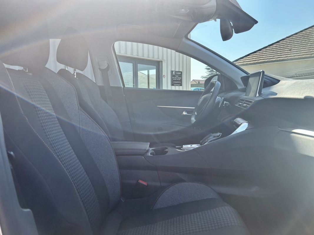Peugeot 5008 — 11