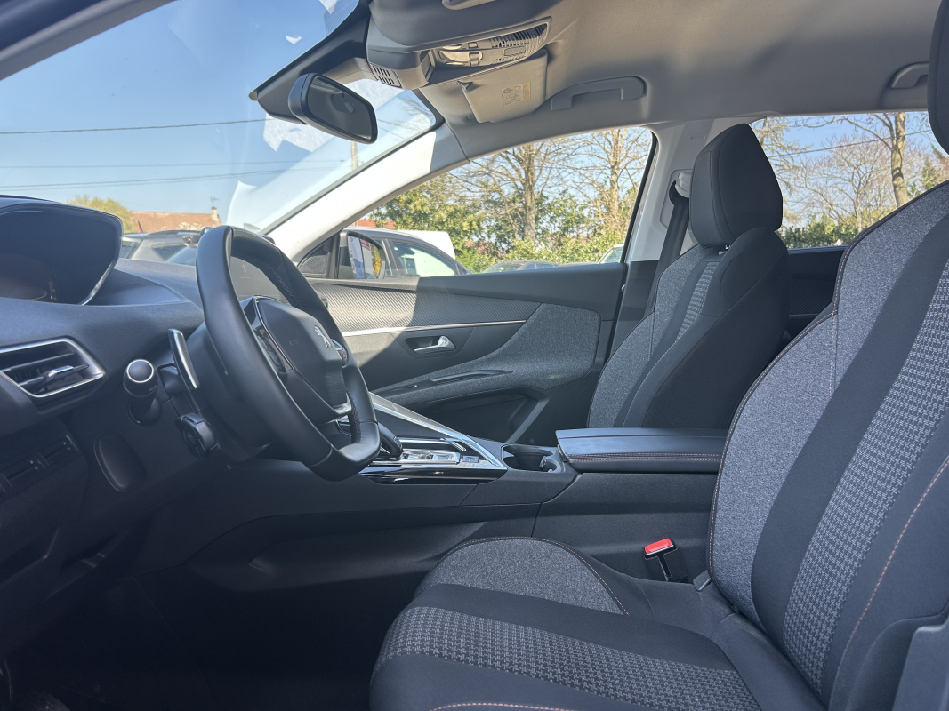 Peugeot 5008 — 13