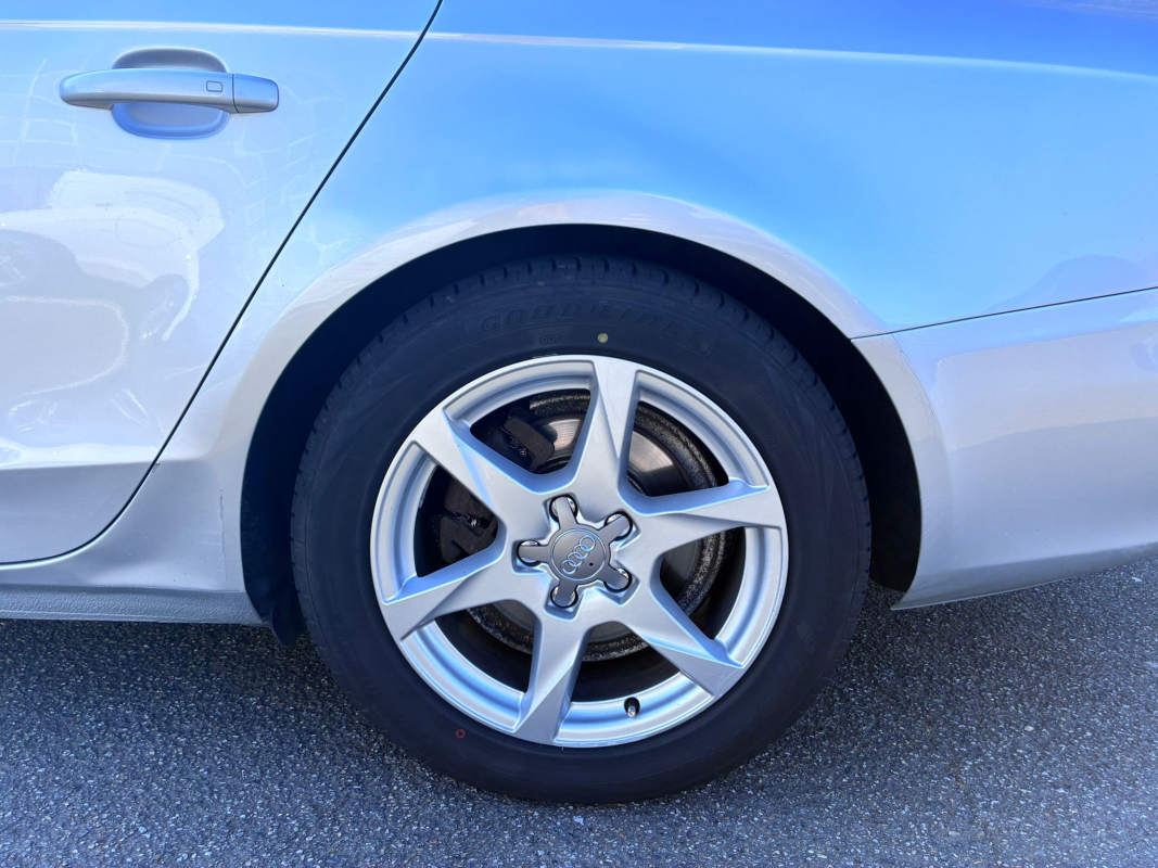 Audi A4 — 6