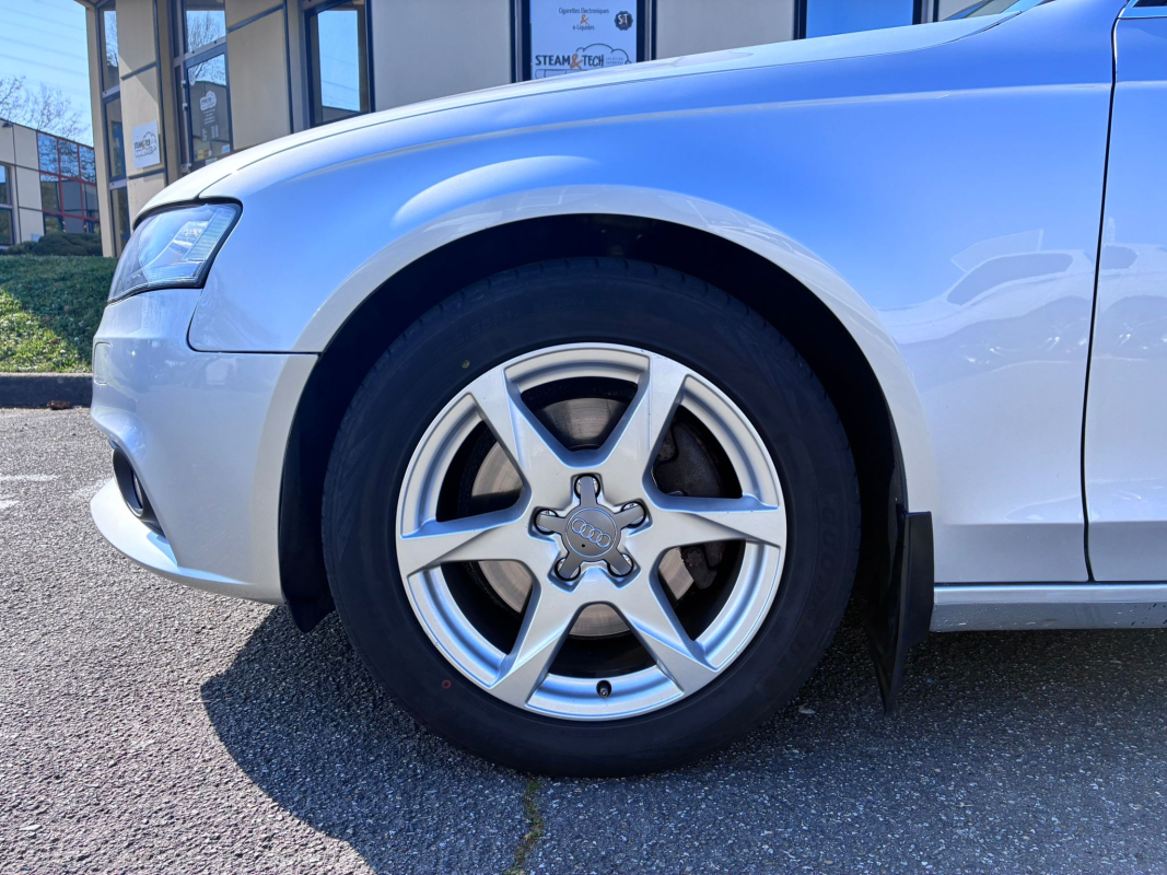 Audi A4 — 5