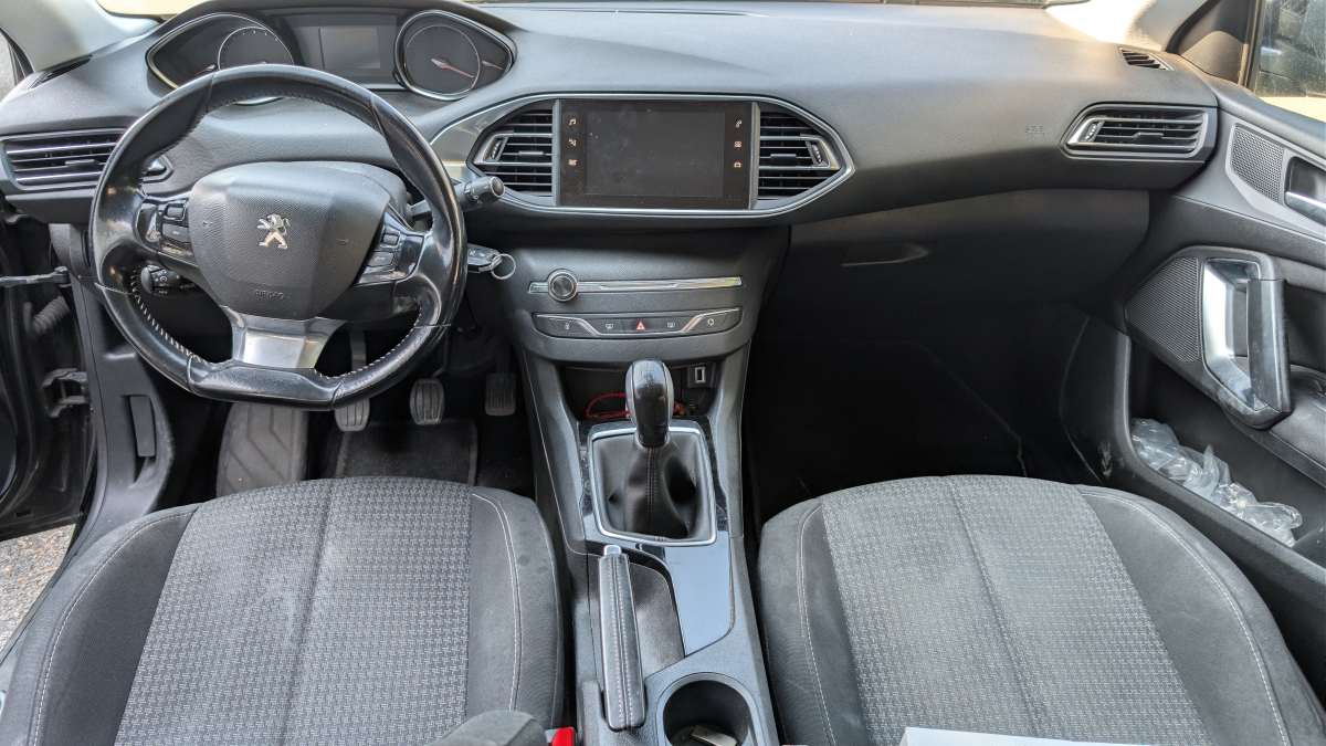 Peugeot 308 — 15