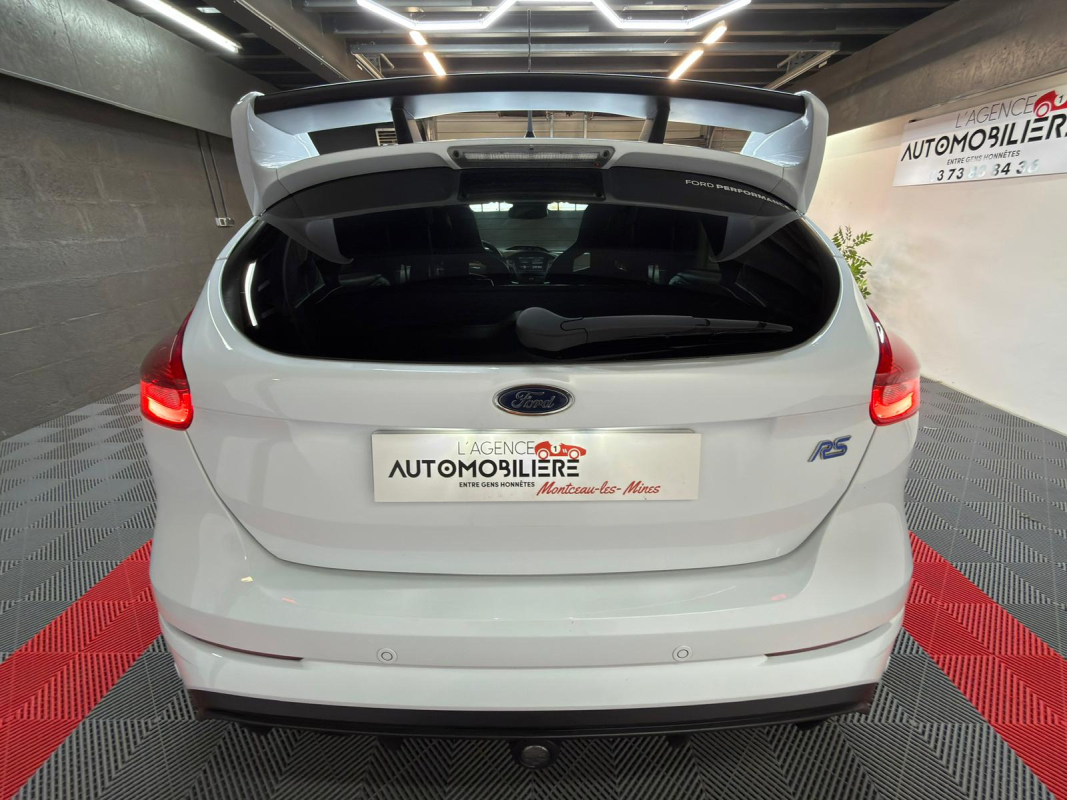 Ford Focus — 6