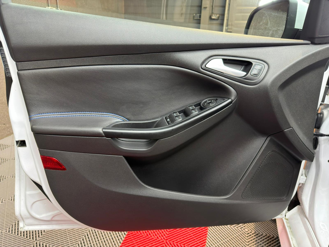 Ford Focus — 29