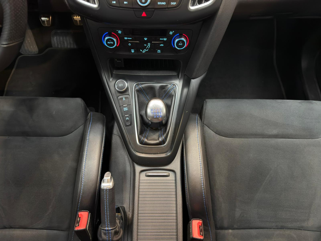 Ford Focus — 22