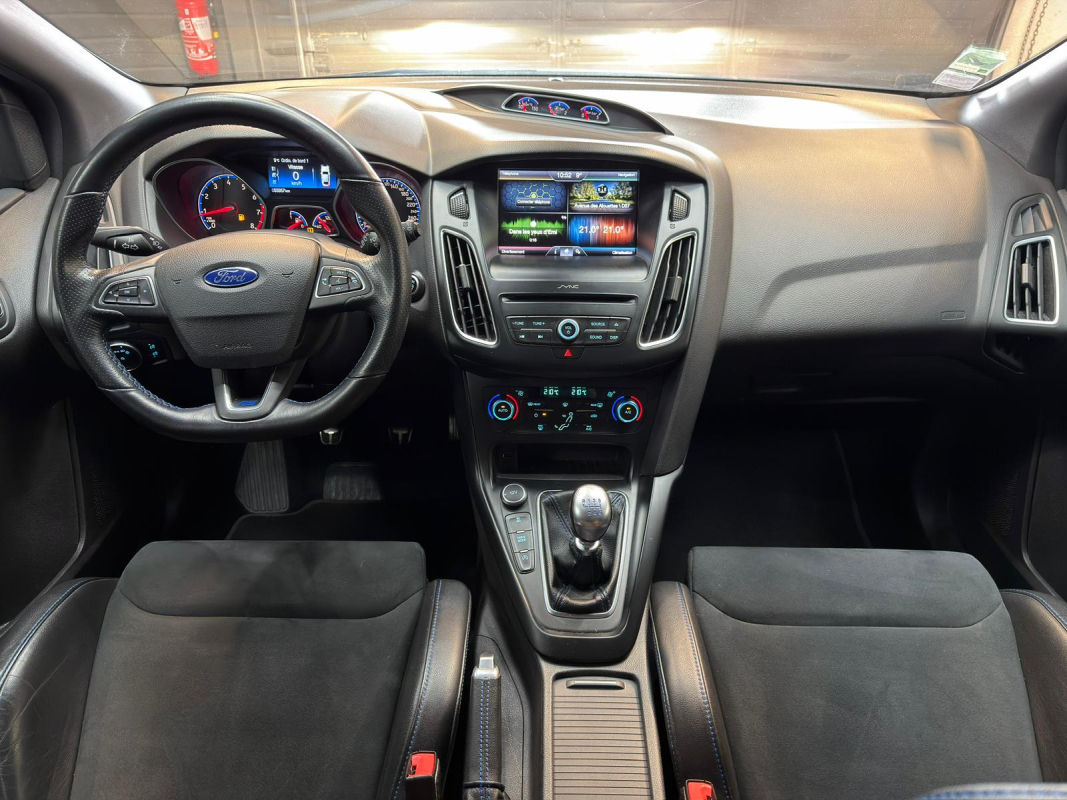 Ford Focus — 19