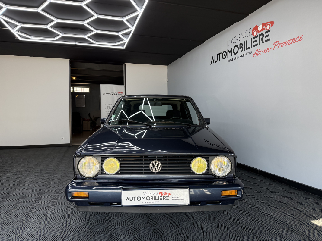 Volkswagen Golf — 2