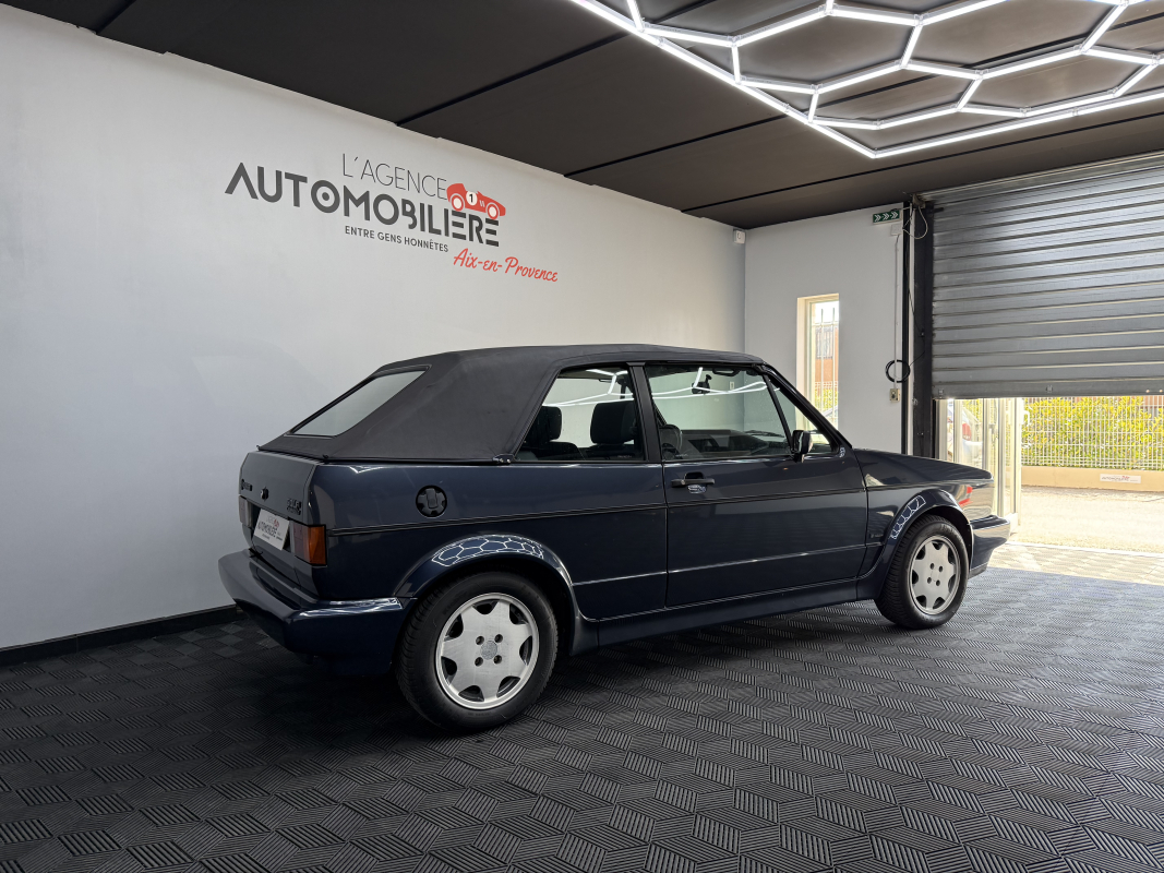 Volkswagen Golf — 4