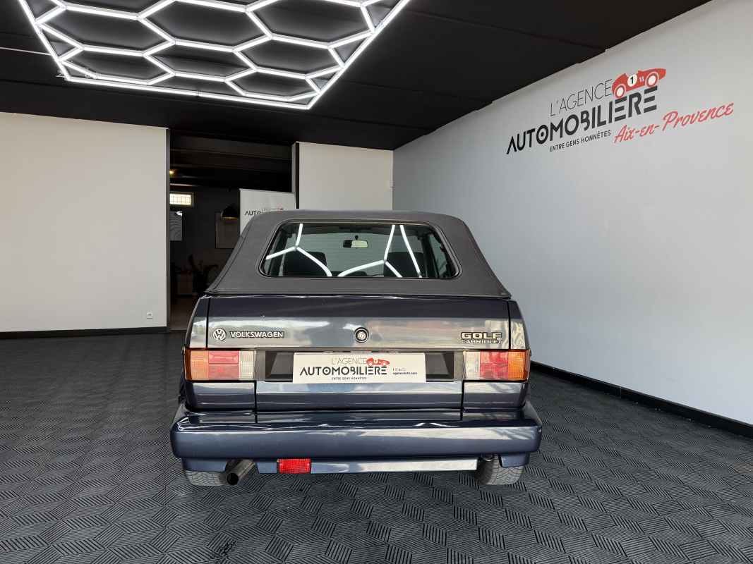 Volkswagen Golf — 6