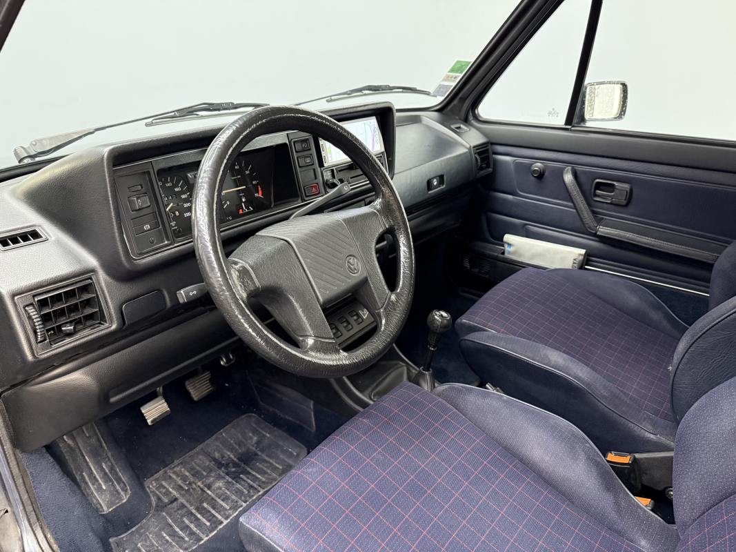 Volkswagen Golf — 15