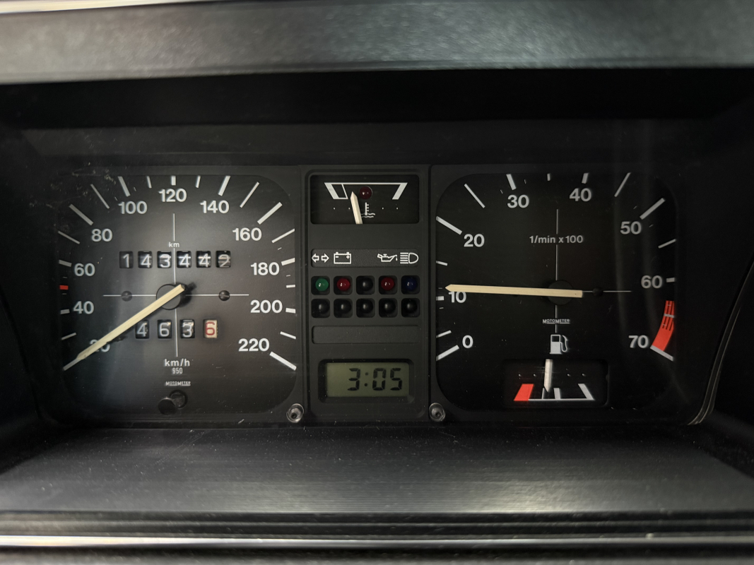 Volkswagen Golf — 30