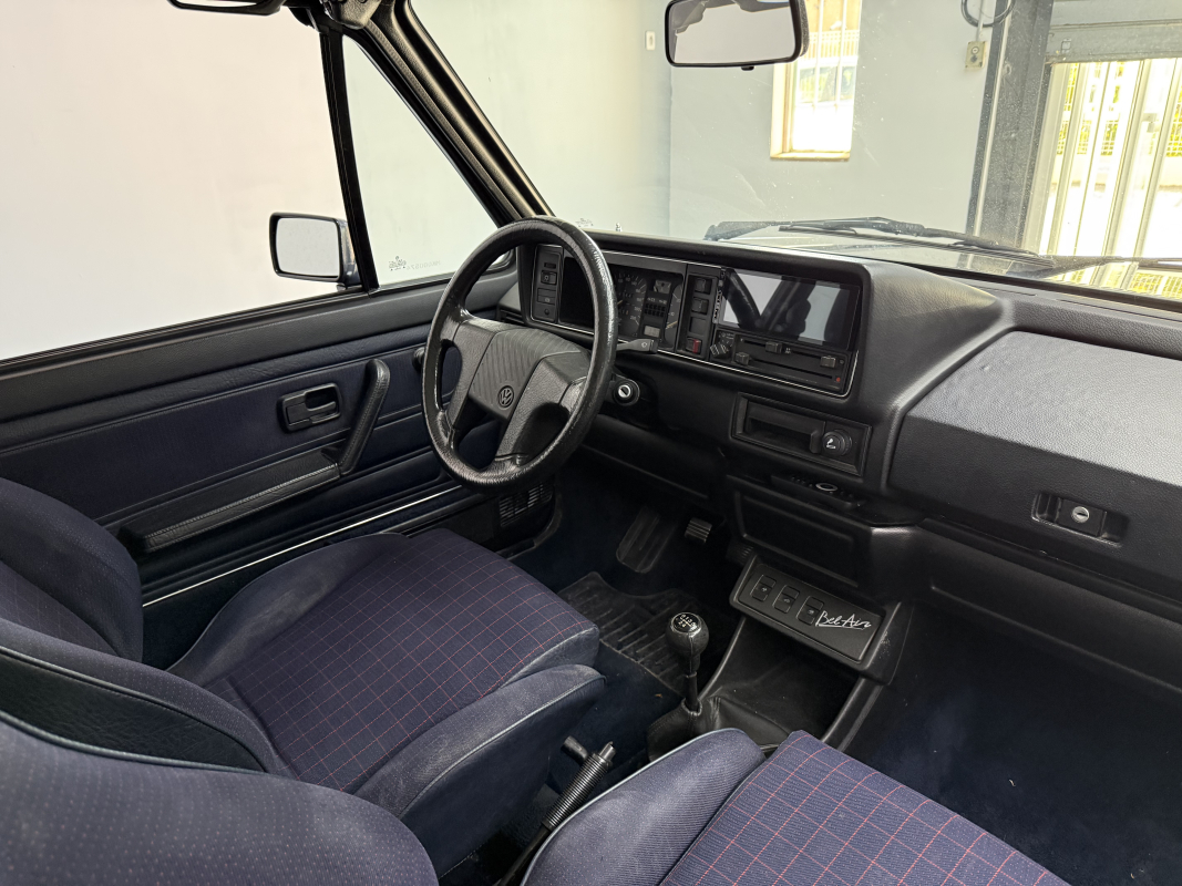 Volkswagen Golf — 26