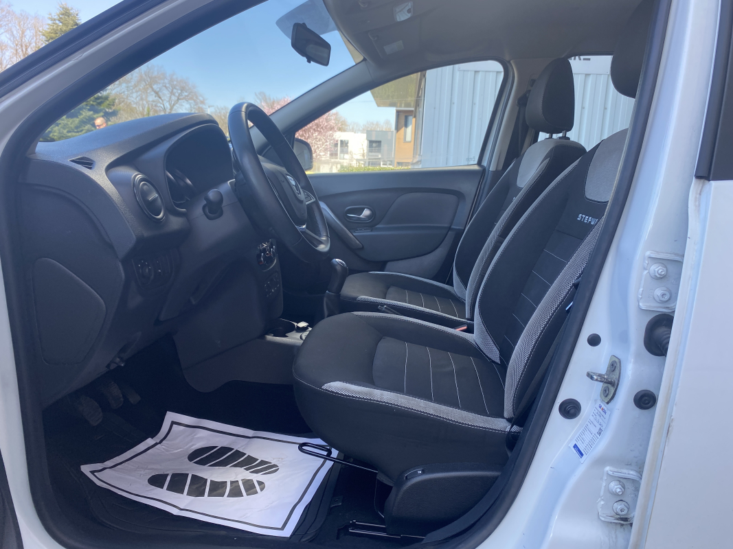 Dacia Logan MCV — 12