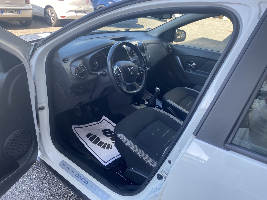 Dacia Logan MCV — 13