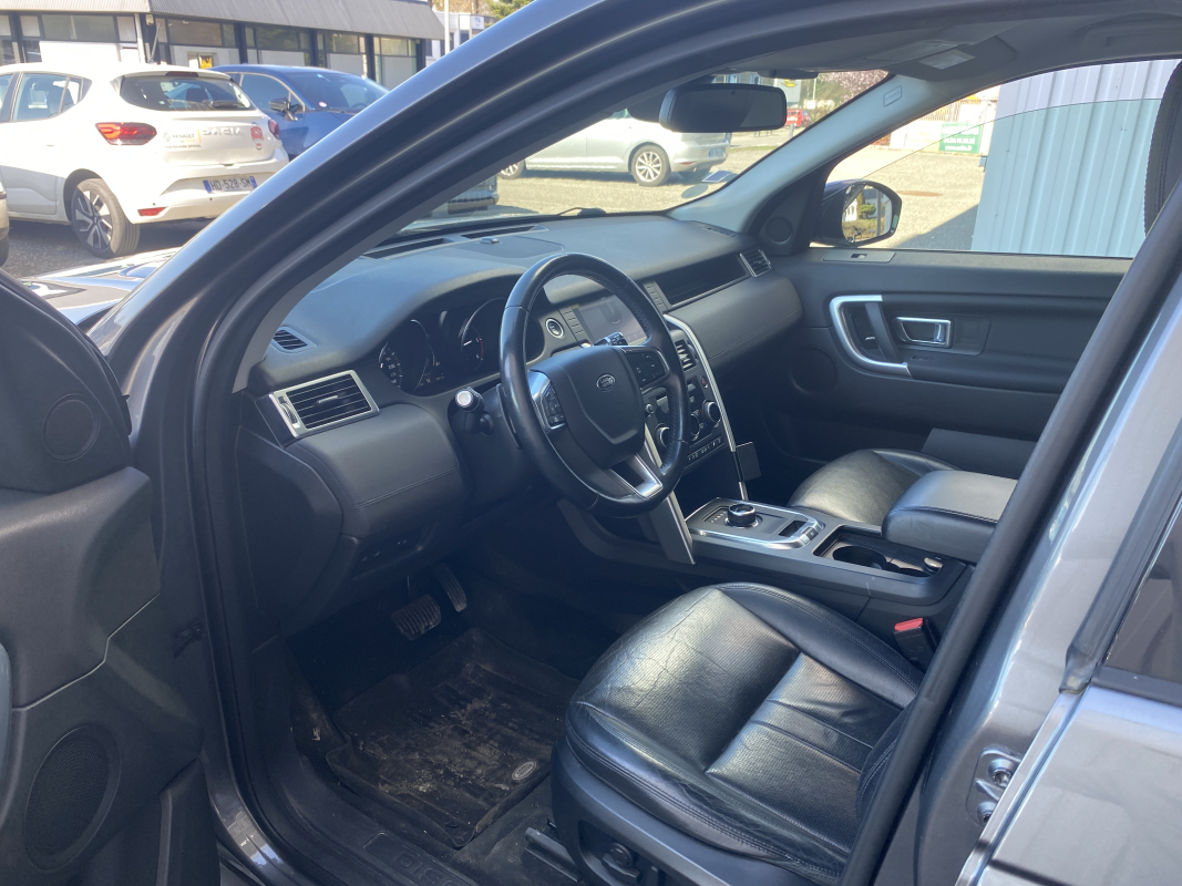 Land Rover Discovery — 10