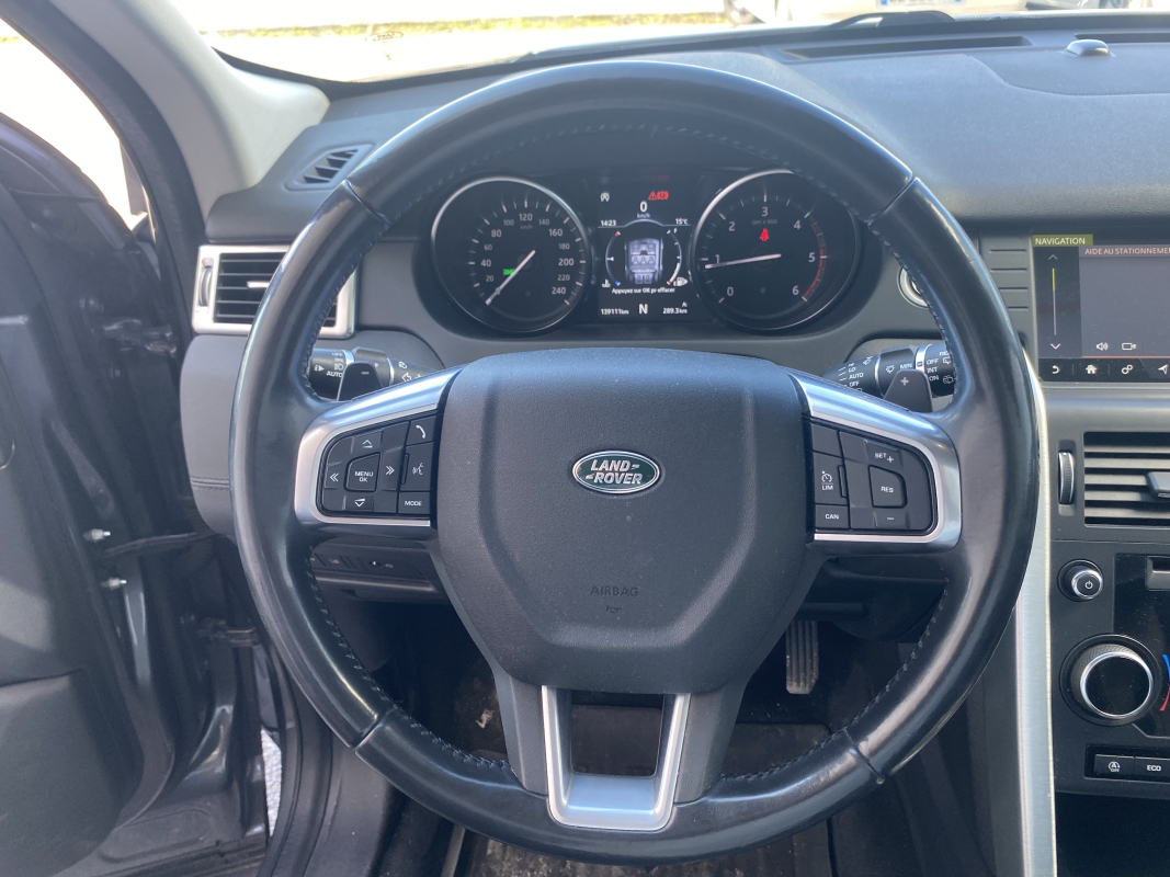 Land Rover Discovery — 14