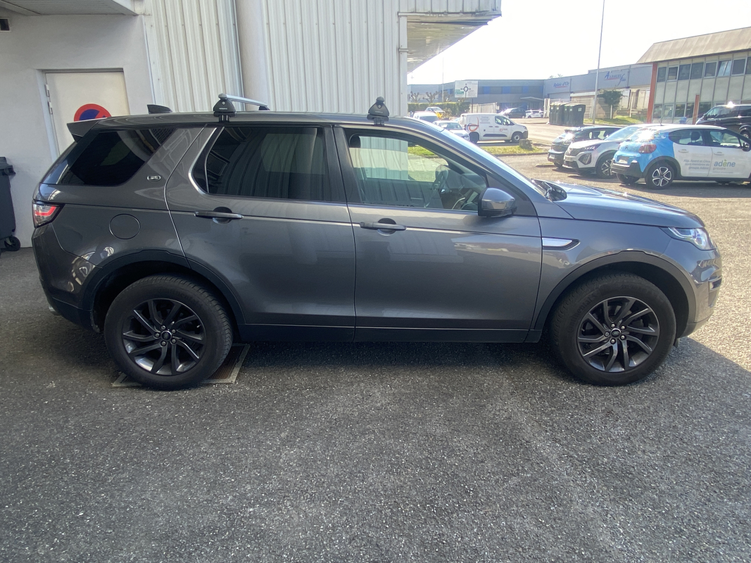 Land Rover Discovery — 8