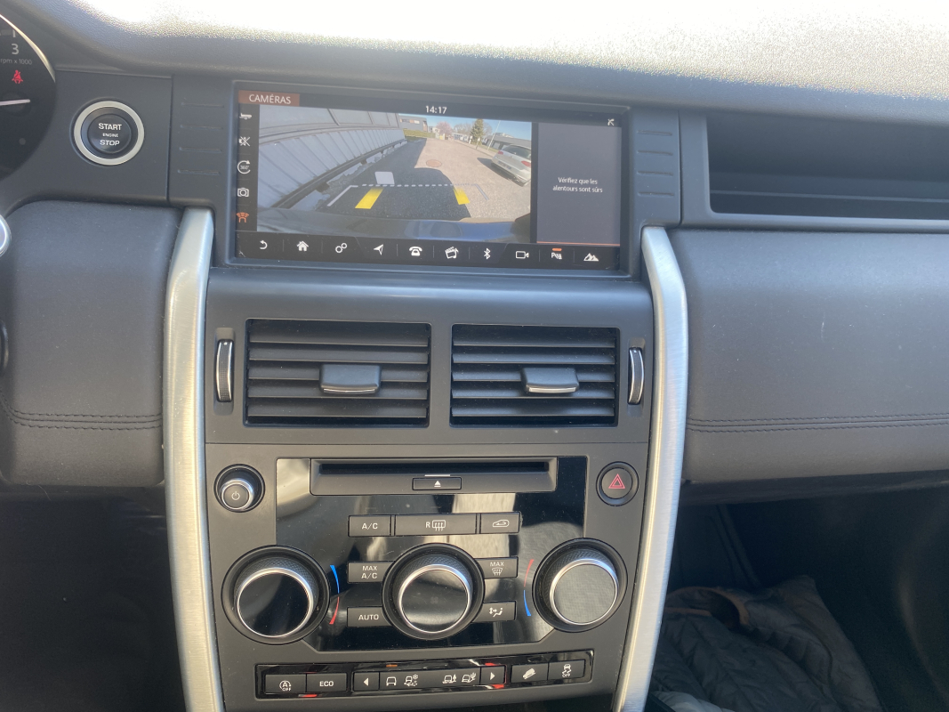 Land Rover Discovery — 18