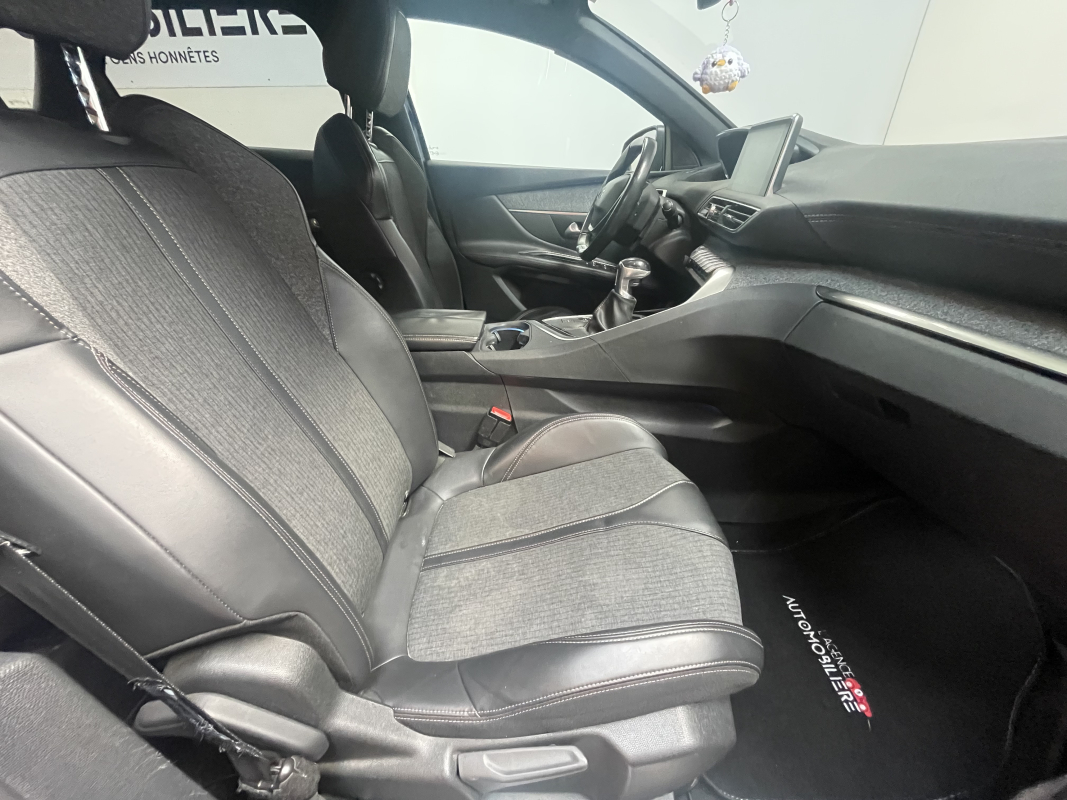 Peugeot 3008 — 17