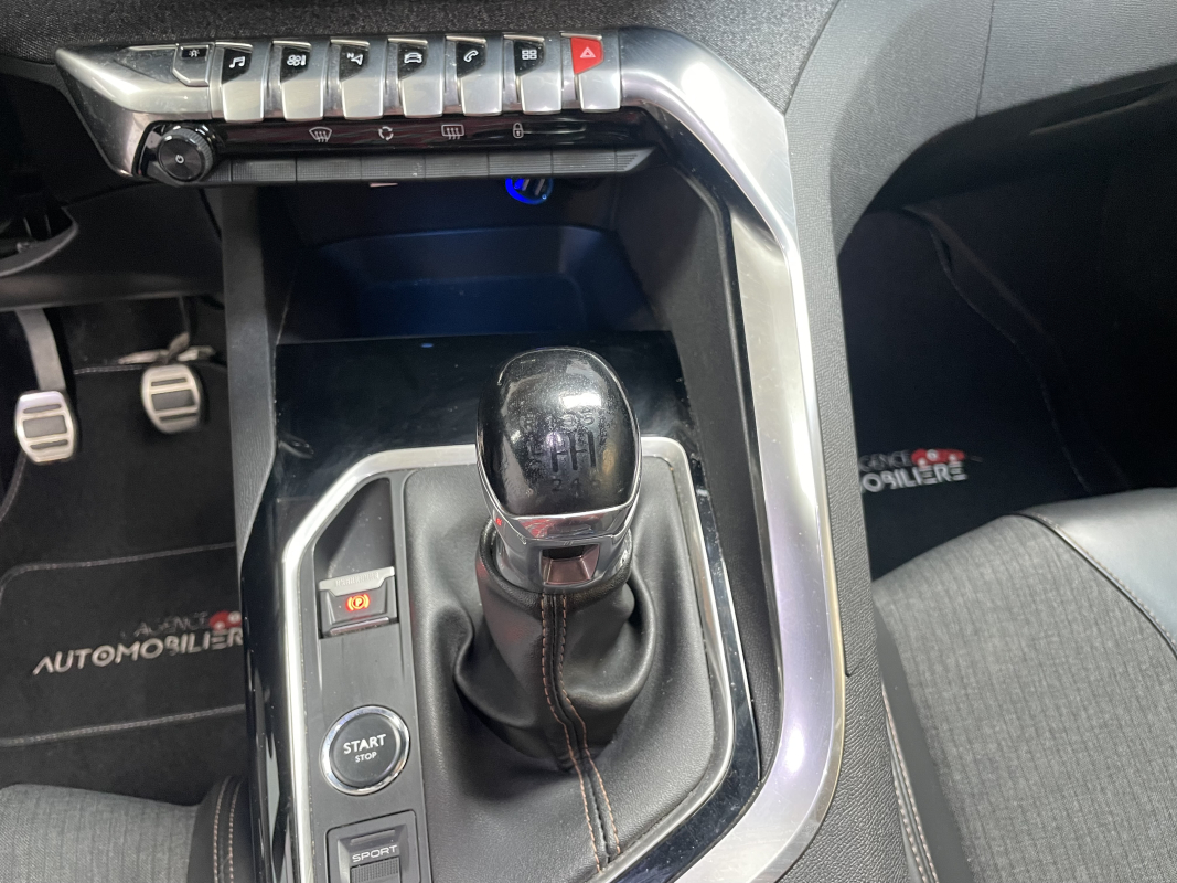 Peugeot 3008 — 32