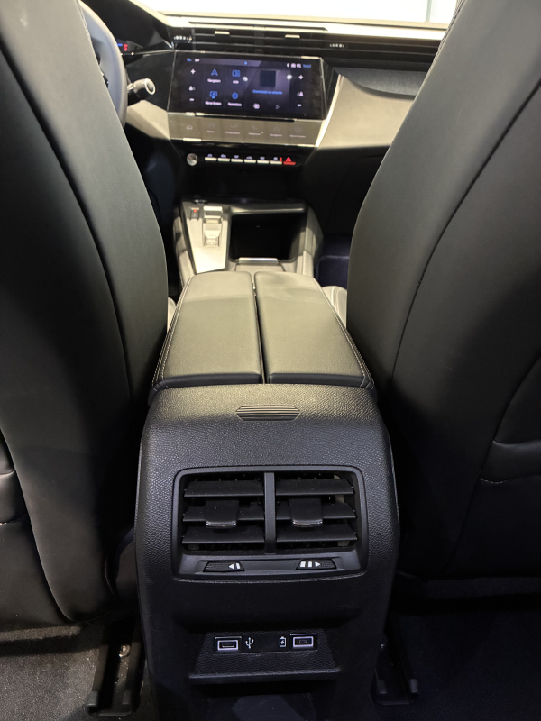 Peugeot 308 SW — 31