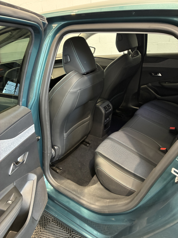 Peugeot 308 SW — 15