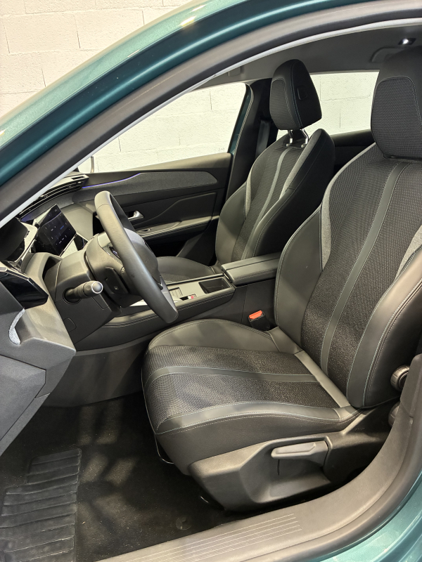 Peugeot 308 SW — 11