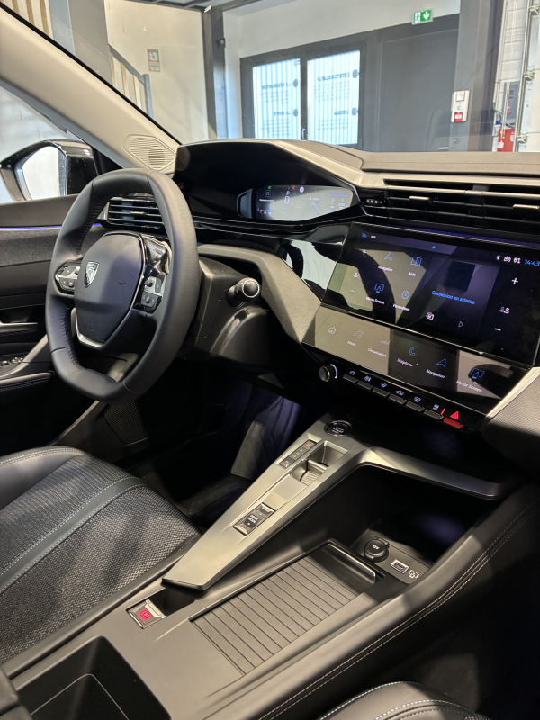 Peugeot 308 SW — 25