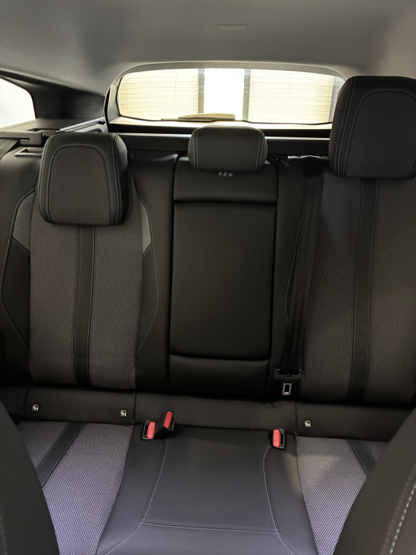 Peugeot 308 SW — 20
