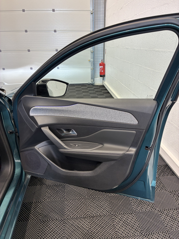 Peugeot 308 SW — 22