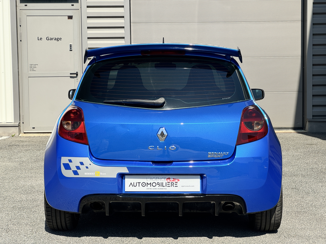 Renault Clio — 7