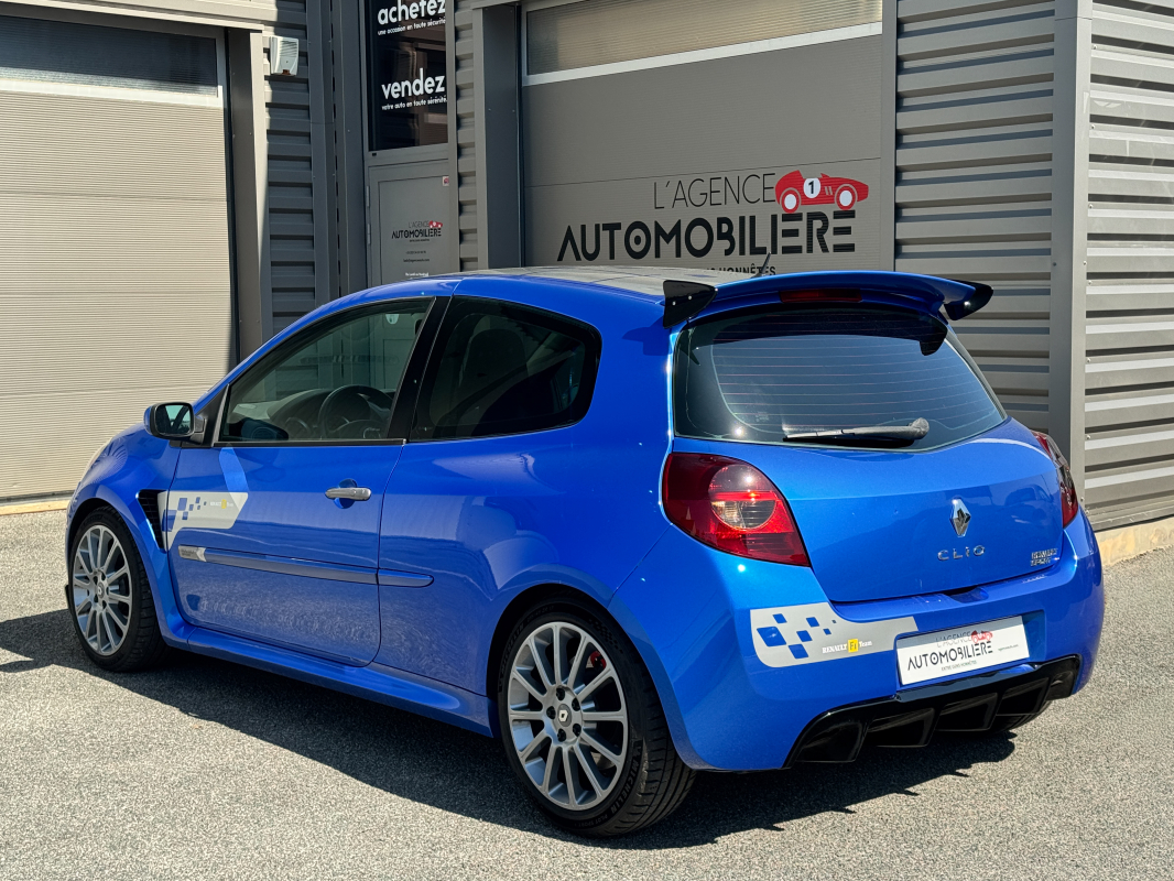 Renault Clio — 6