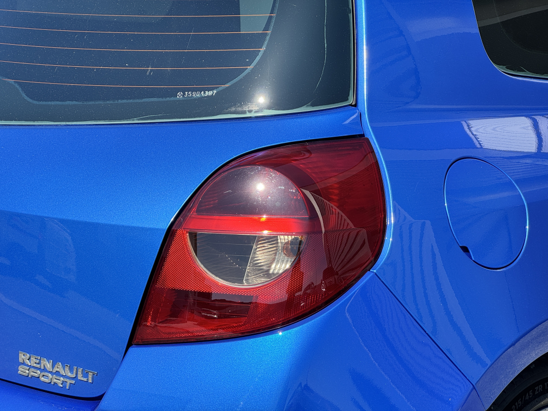Renault Clio — 33