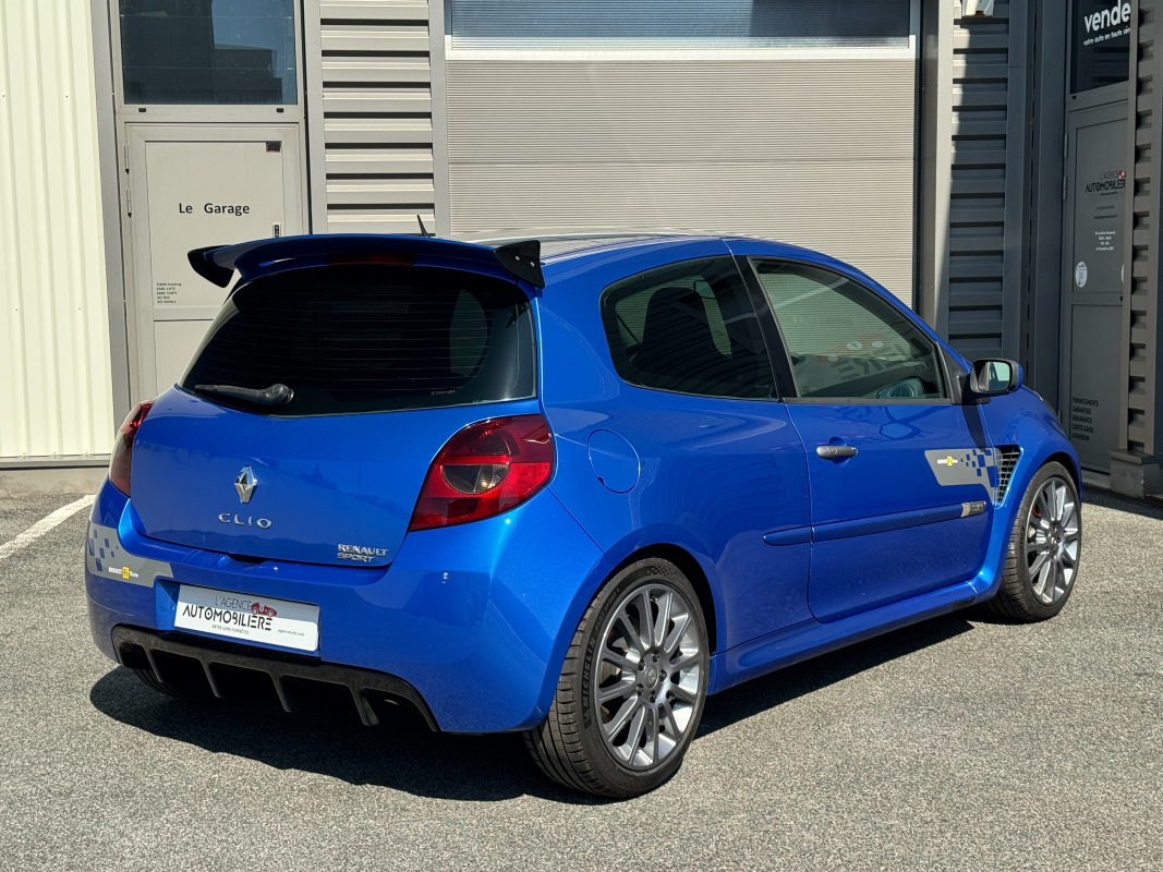 Renault Clio — 8