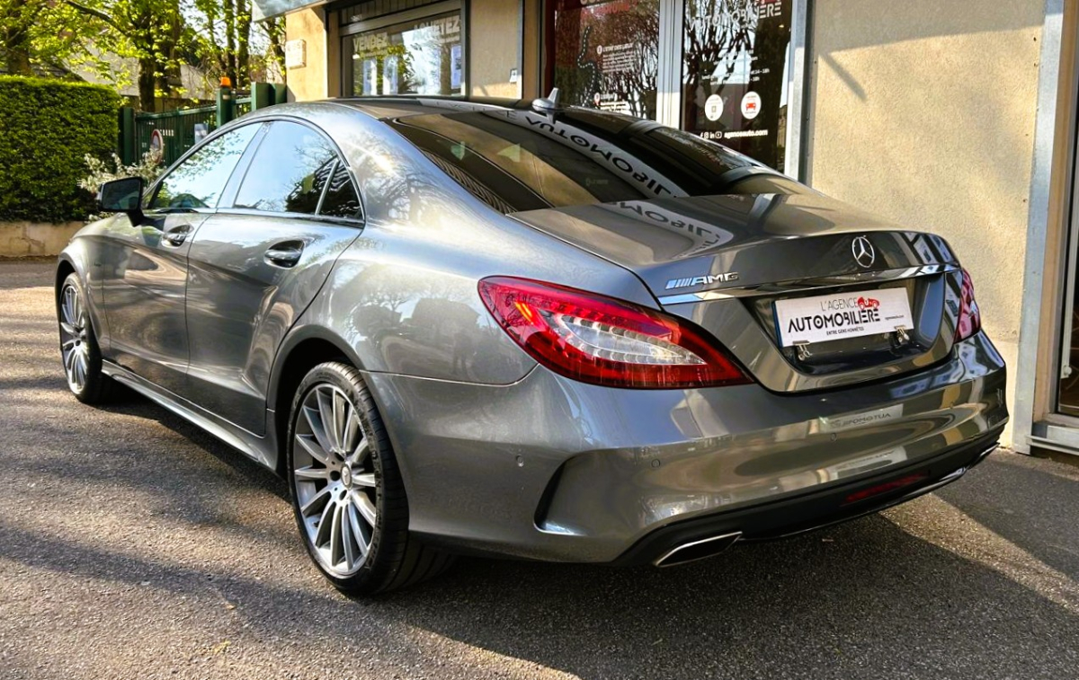 Mercedes CLS — 4