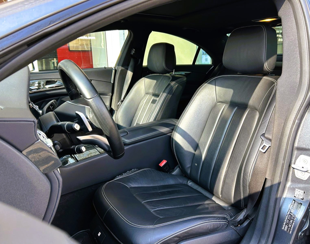Mercedes CLS — 10