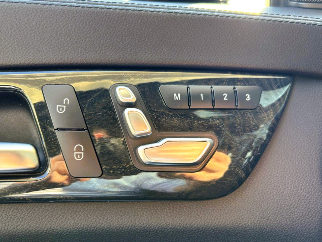 Mercedes CLS — 22
